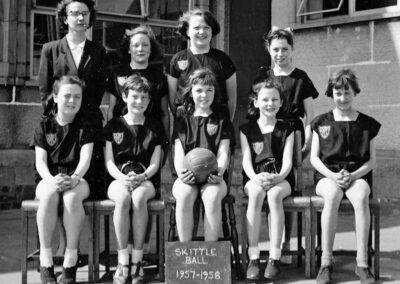 Girls skittleball team, 1957/58