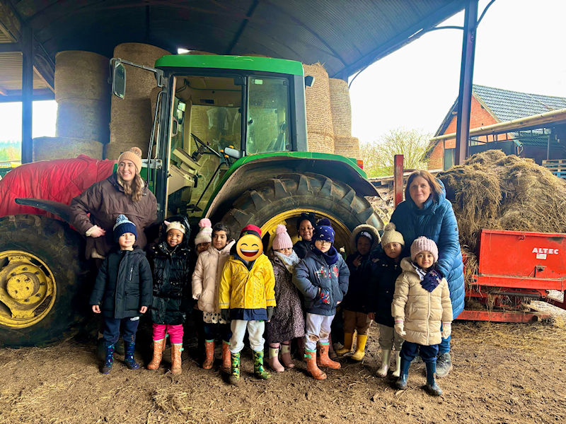 Reception’s Day at Oversley Farm